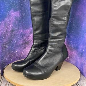 Dansko Saede leather knee pull on boots BLACK sz-10.5/41